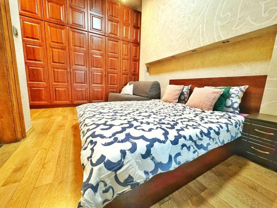 Ultra Central Apartment / 10 Ppl Budapest Bagian luar foto